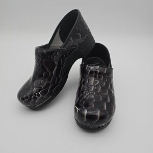 Dansko Shoes Womens 12 42 Clog Black Patent Leather Slip On Pebble Reptile Snake